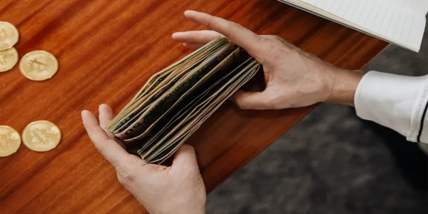 Történelmi rekordot hozott a június a hitelpiacon